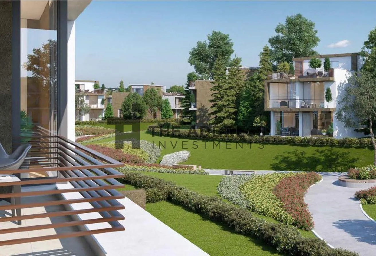 Sale in IL Bosco City: 212 meters Duplex with only 5% dp over 10 years!