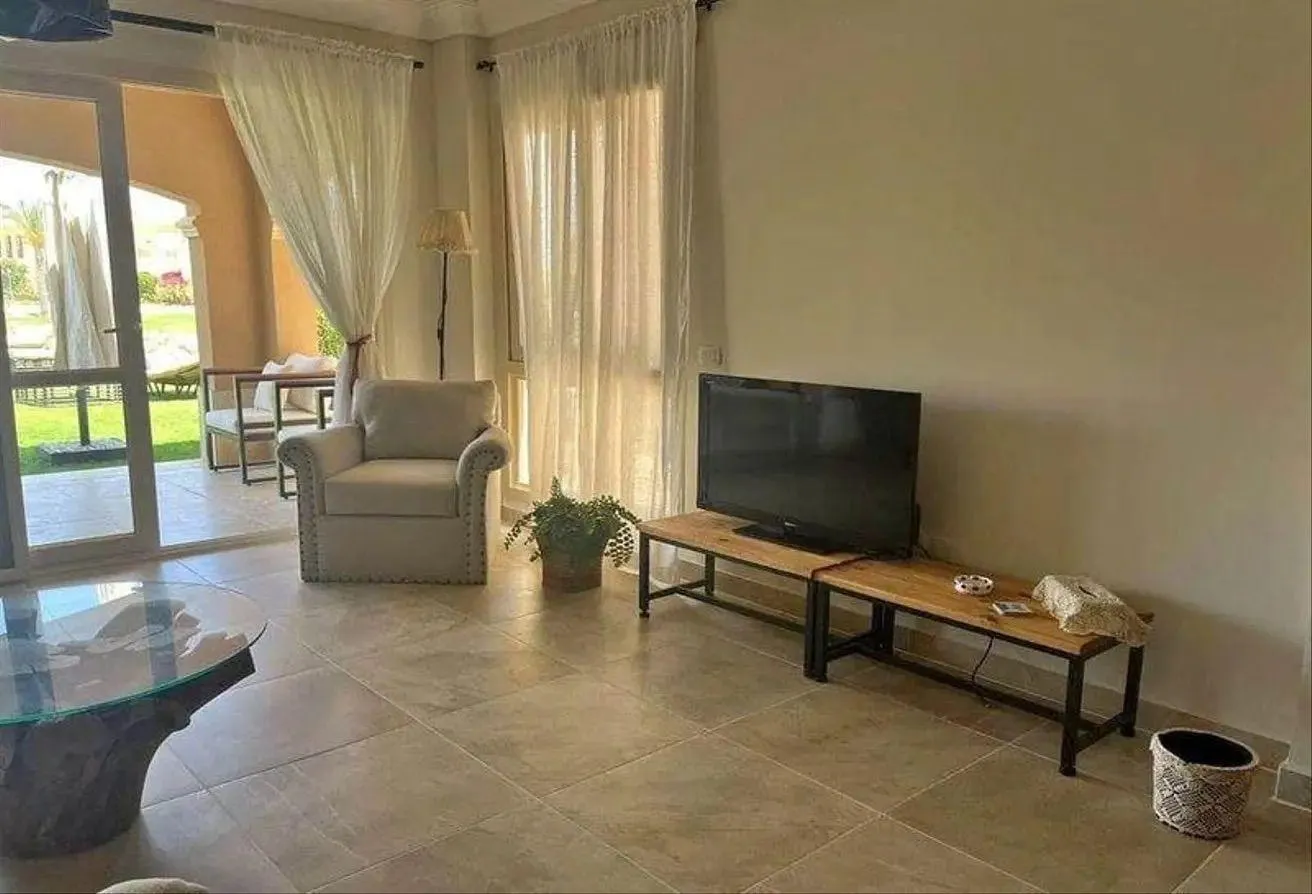 Sale in La Vista 6: Direct Sea View Luxurious Villa with Huge Garden
