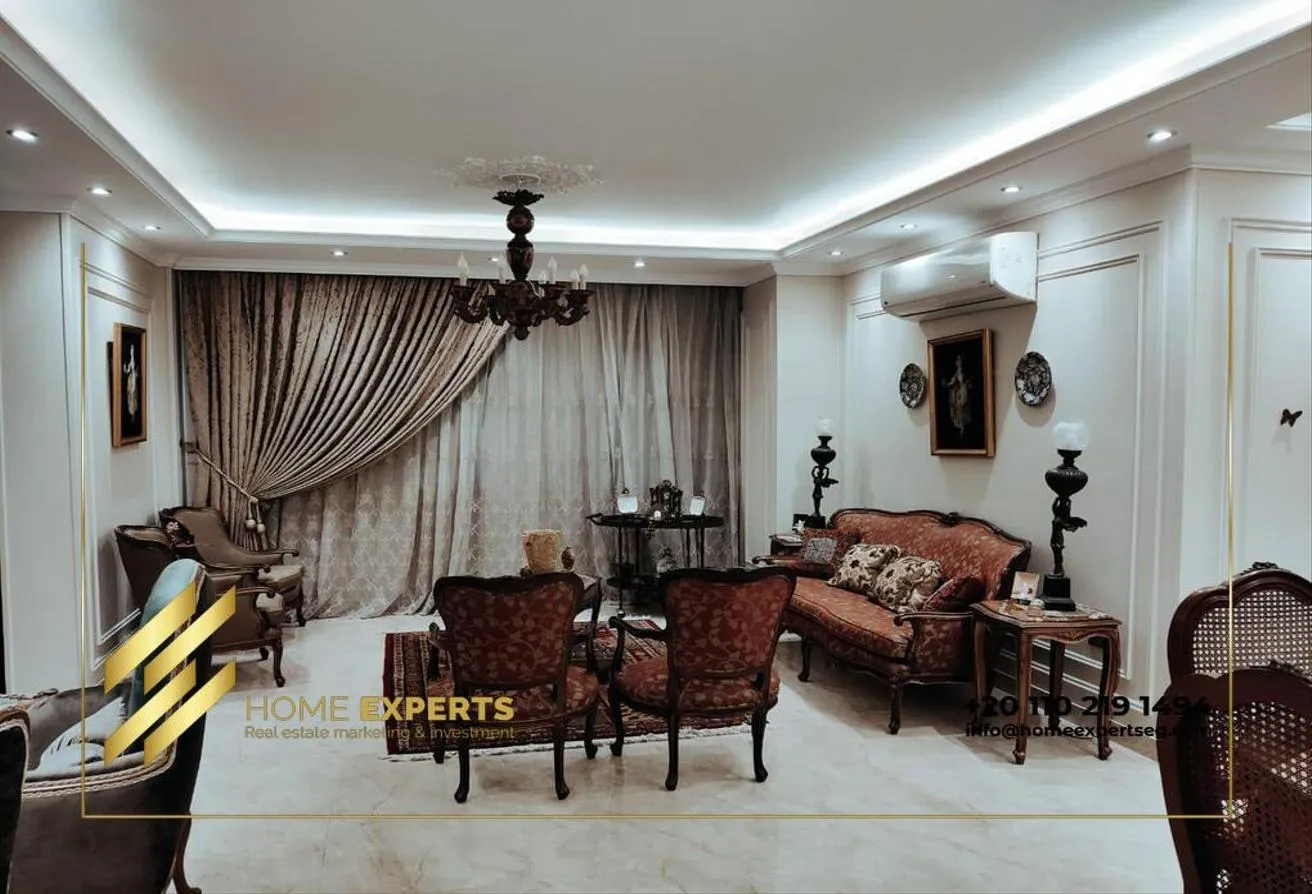 Sale in Azad: Ready to move Apartment for sale in Azad Compound