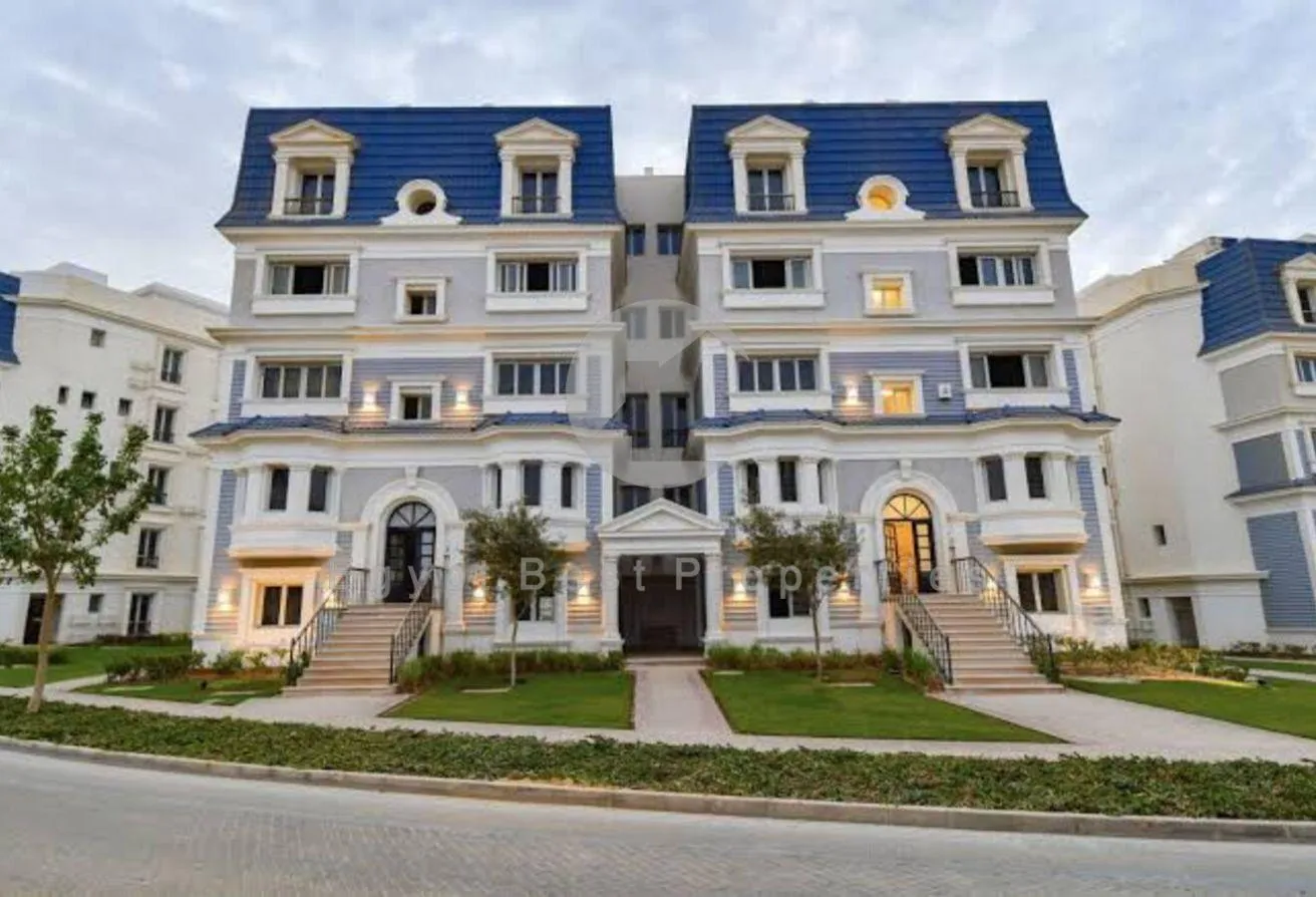 Sale in October Plaza: Town House in mountain view Icity installments 9Y
