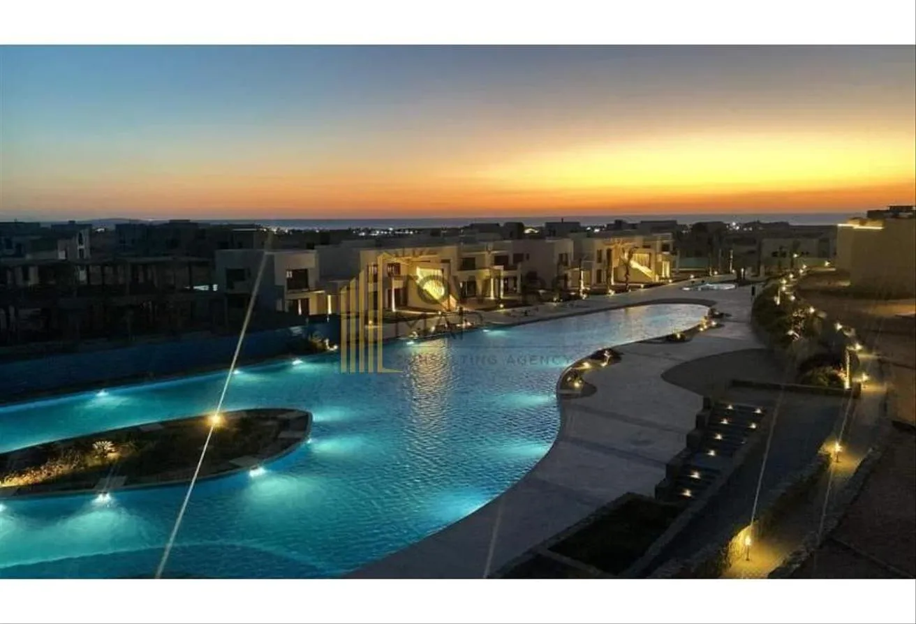 Sale in Makadi: Luxury Penthouse In Makadi Heights /Fully Finished