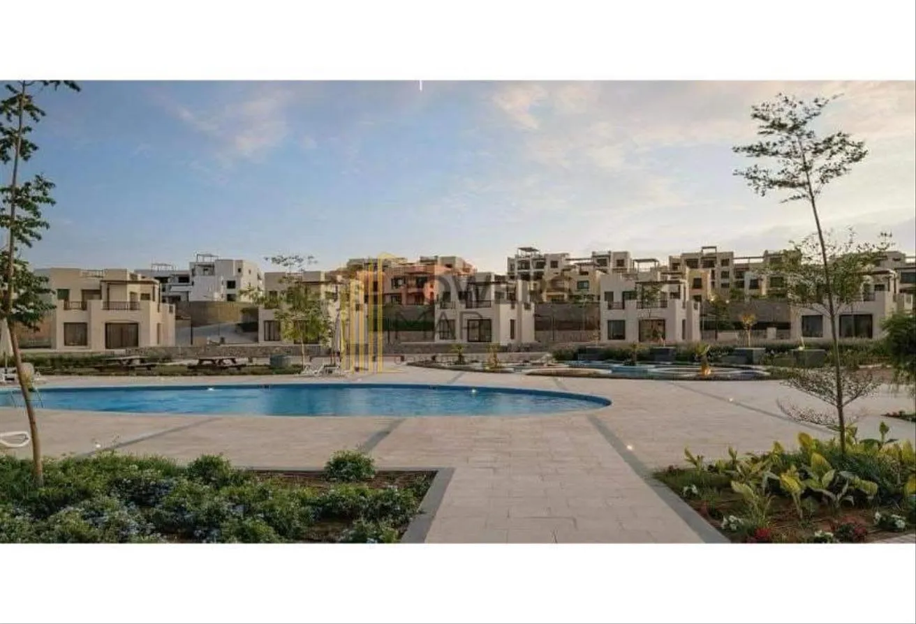 Sale in Makadi: penthouse Direct on Lagoon/Dp 10% /Fully Finished