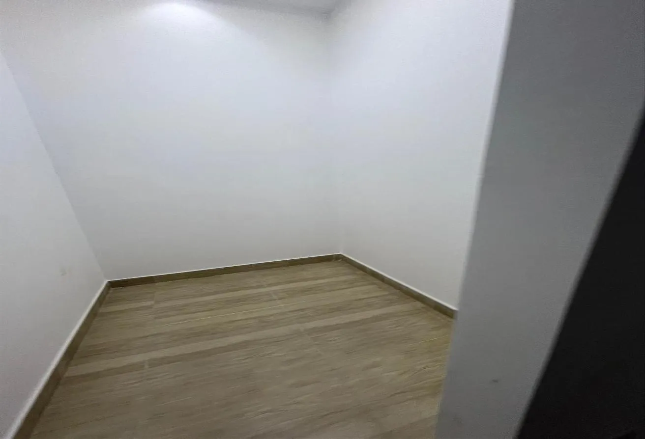 Rent in The 1st Settlement: عماره كامله للايجار في التجمع الاول
