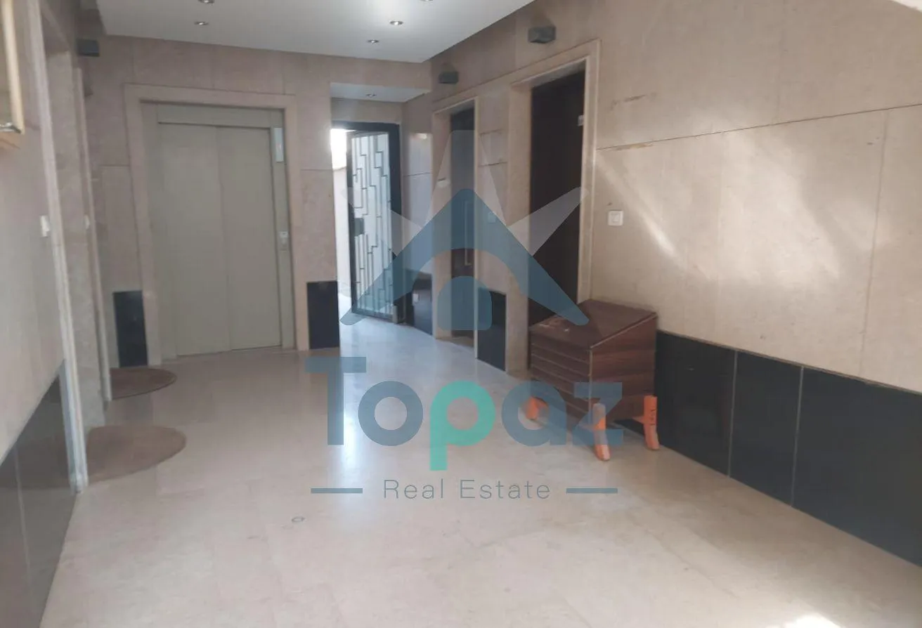 Sale in Westown: Townhouse corner fu-finished for resale in Westown