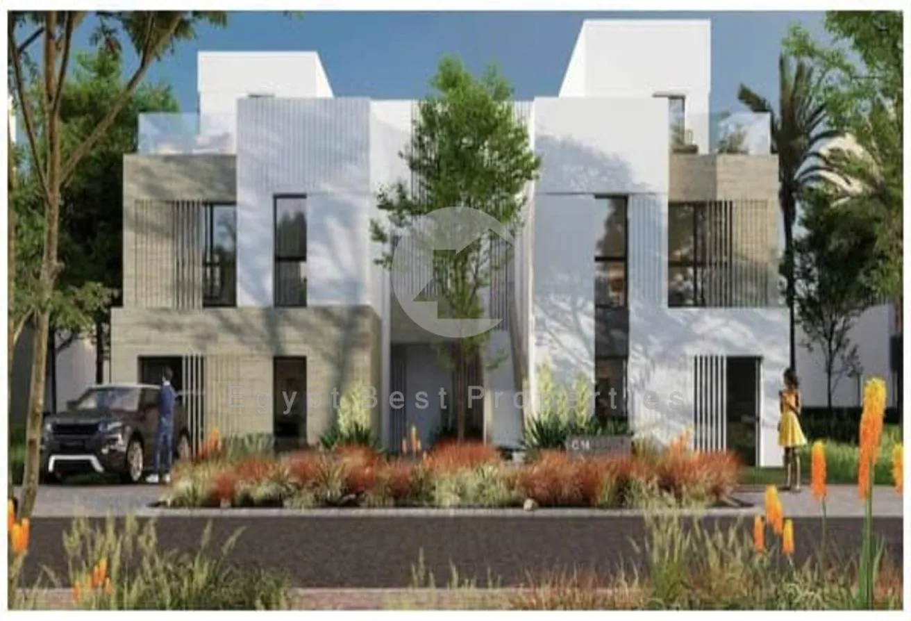 Sale in District 5: For Sale Townhouse Finished with 5%DP in New Cairo