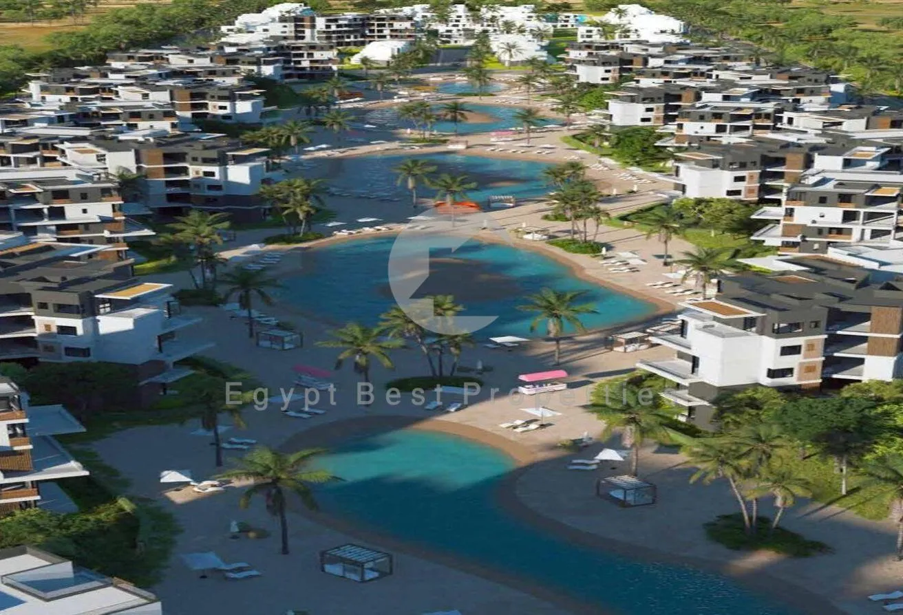 Sale in Marassi: Villa For Sale In Marassi Direct On Lagoon
