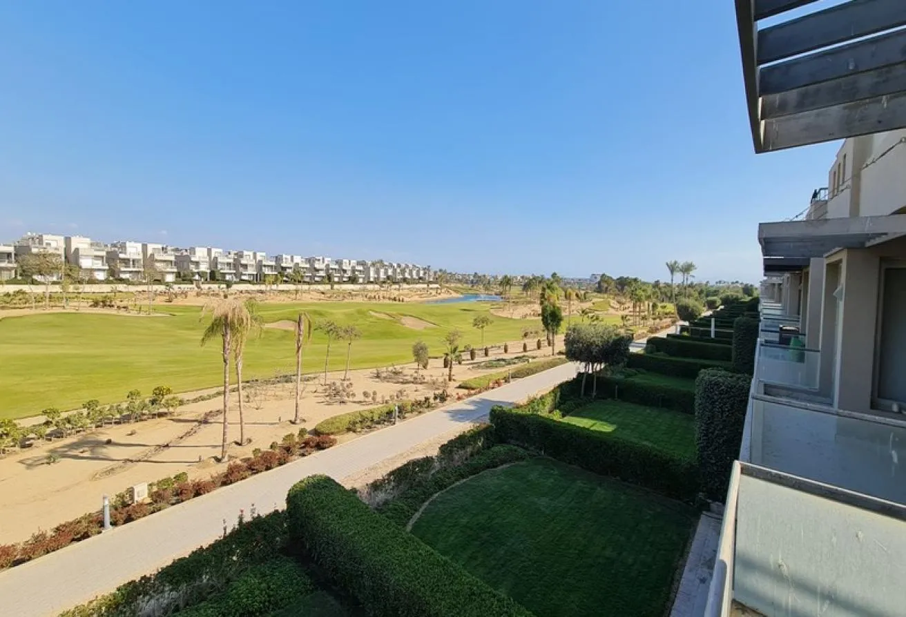 Sale in Al Ein Bay: Prime Location EinBay Chalet with roof