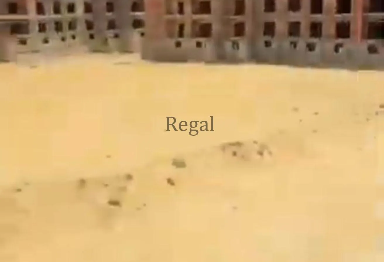 Sale in Cinco New Cairo: شقه نص تشطيب في القاهره الجديده