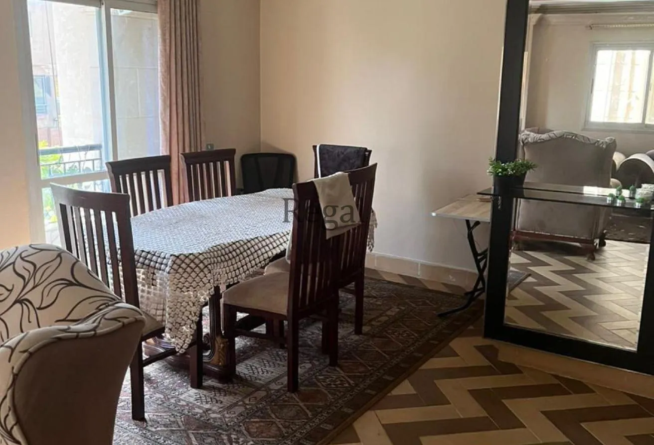 Sale in Al Hosary: امتلك شقه ب وجهه مميزه ب 6 اكنوبر