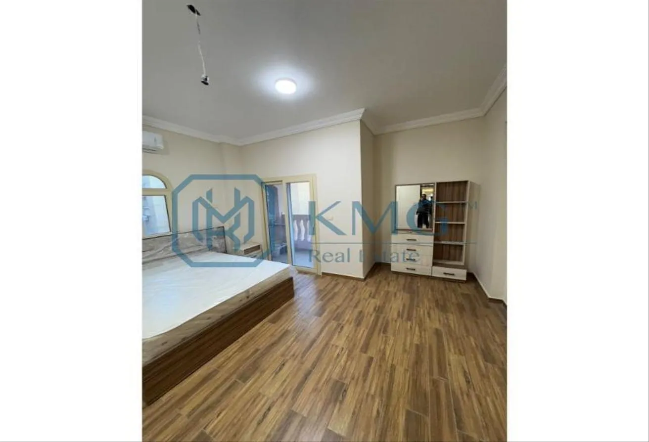 Sale in El Banafseg 4: شقة بالتجمع استلام على المفتاح بحرى قريبةمن الرحاب