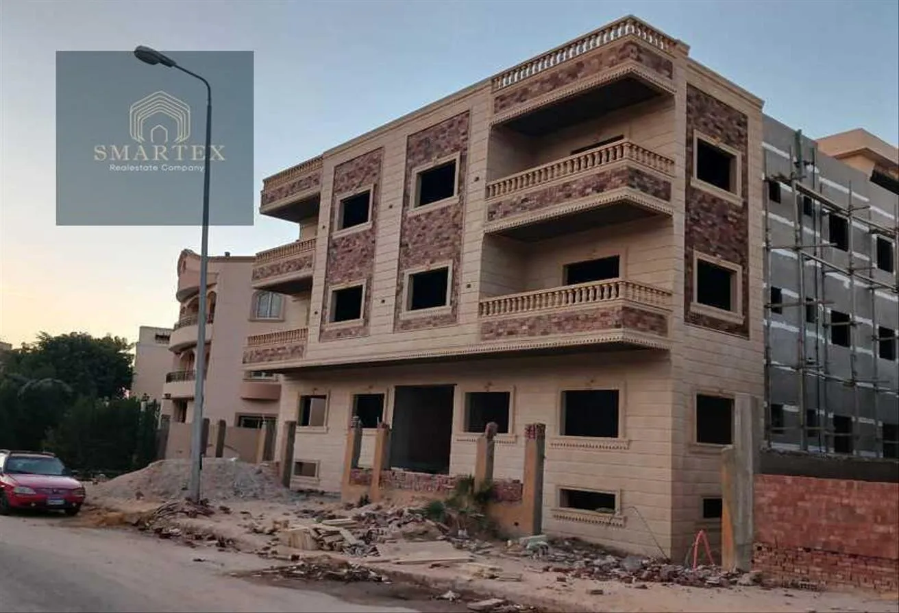 Sale in 1st Neighborhood: شقه 160م نص تشطيب بالمنطقه التامنه مليون900الف كاش