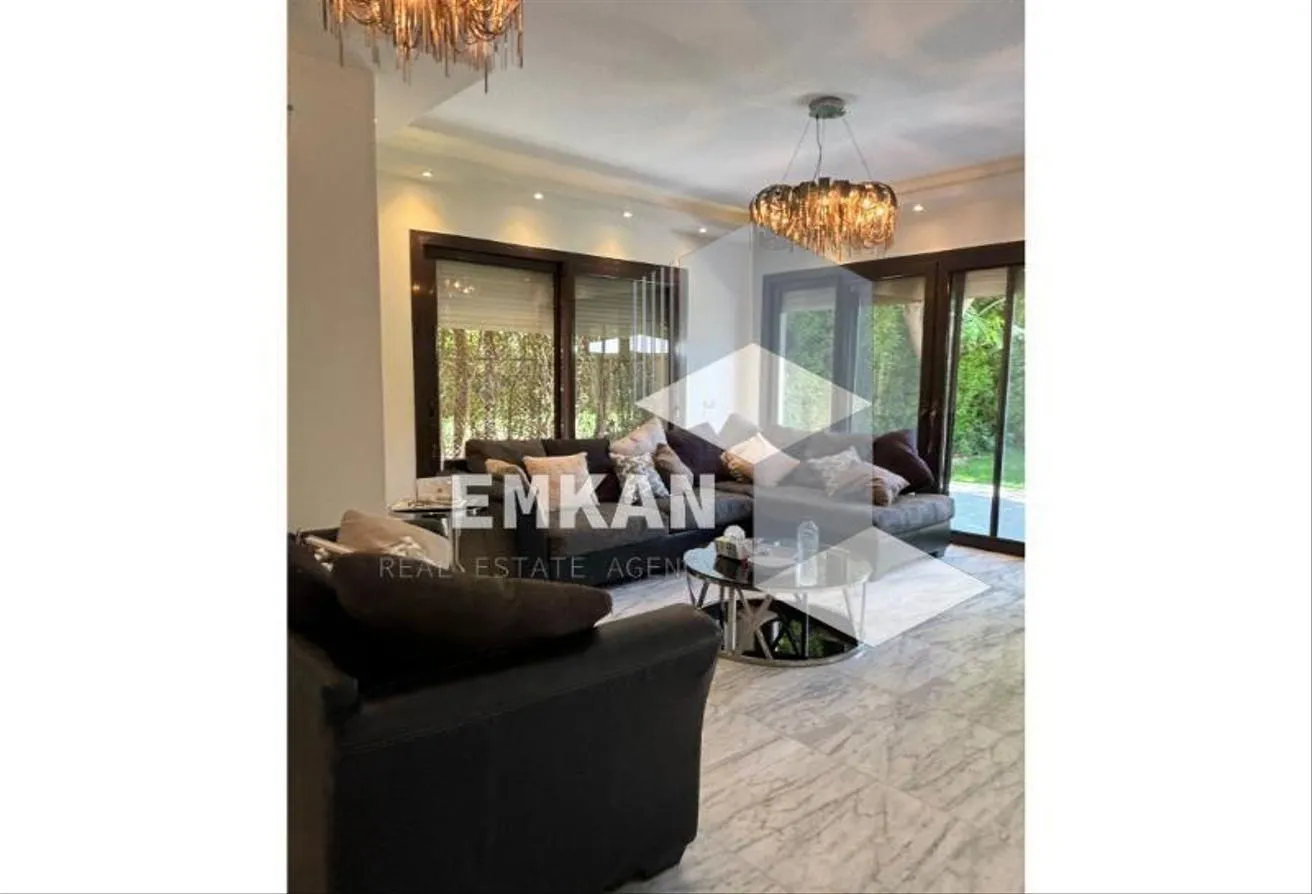 Sale in Casa: Duplex in Casa for sale 234m