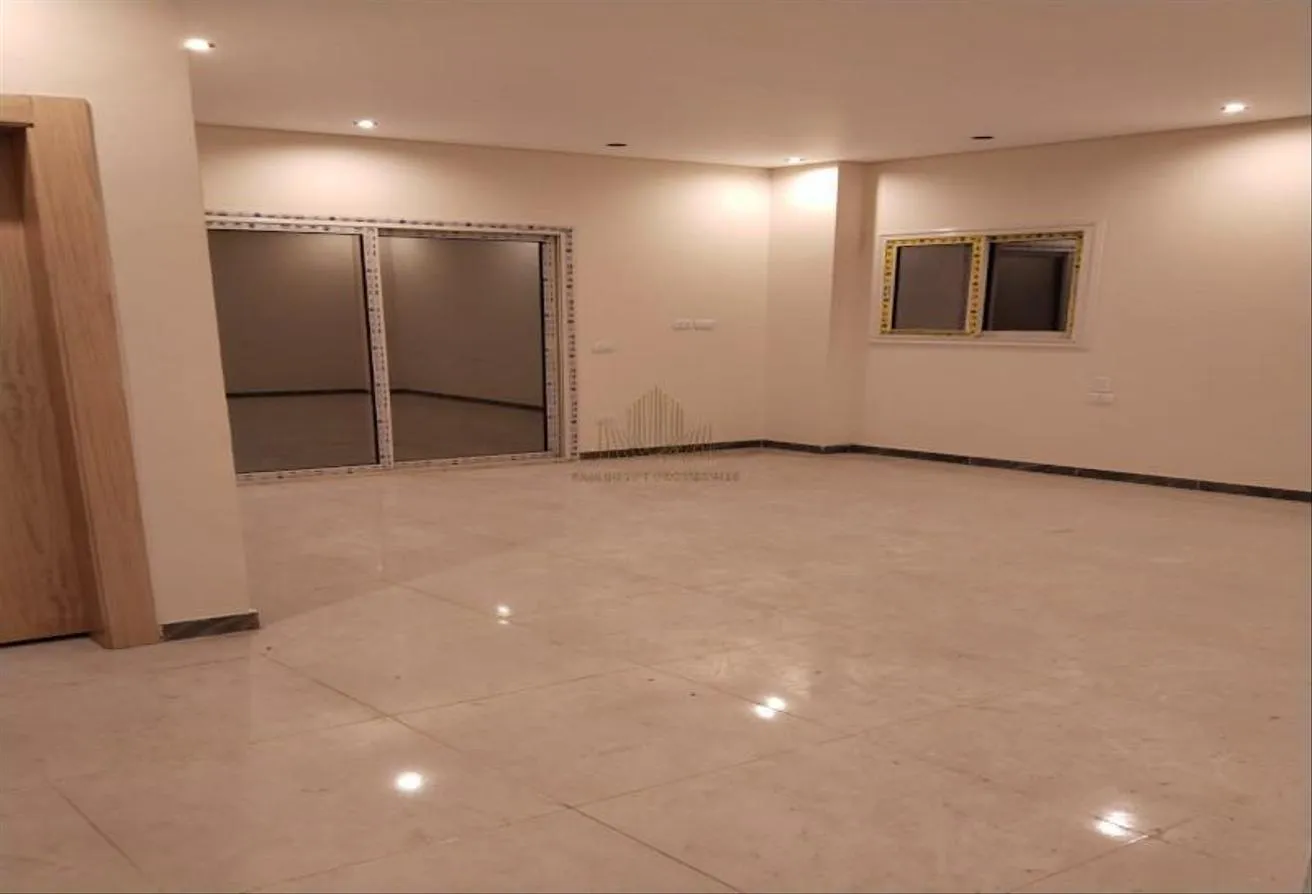 Sale in El Yasmeen: بفيلات الياسمين ستوديو للبيع متشطب فندقي للبيع