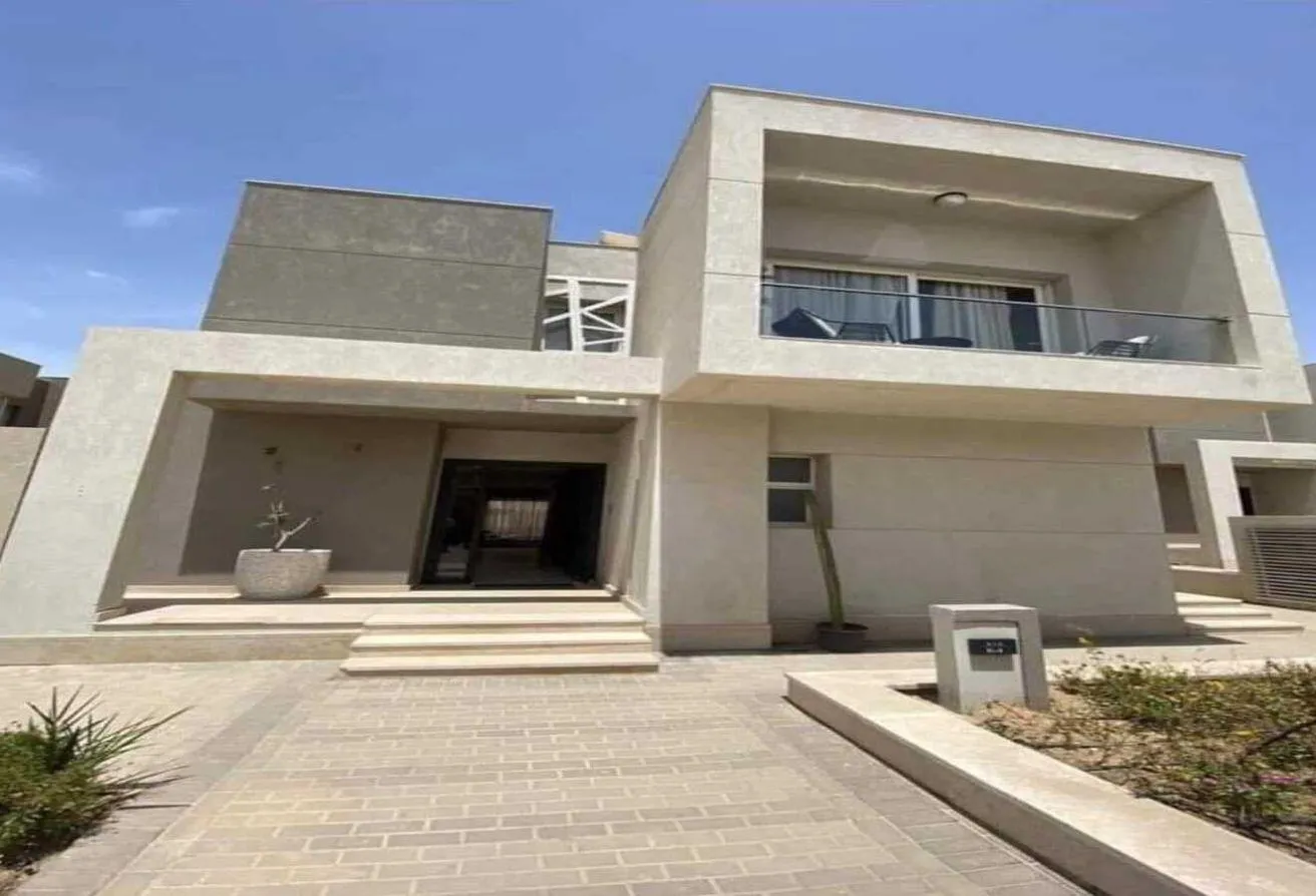 Sale in Palm Hills Golf Views: b 2.5%down payment, Special Villa October,12 years