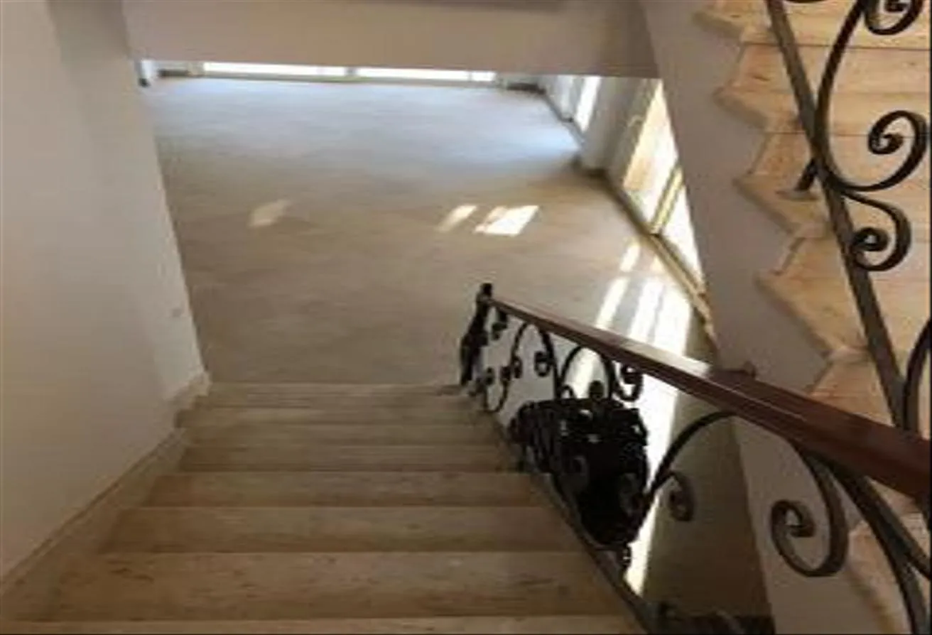 Gallery Image 15
