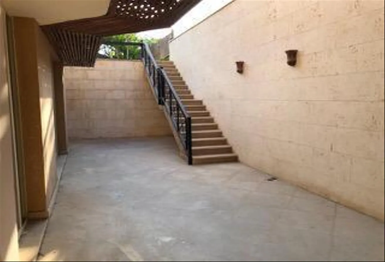 Gallery Image 22