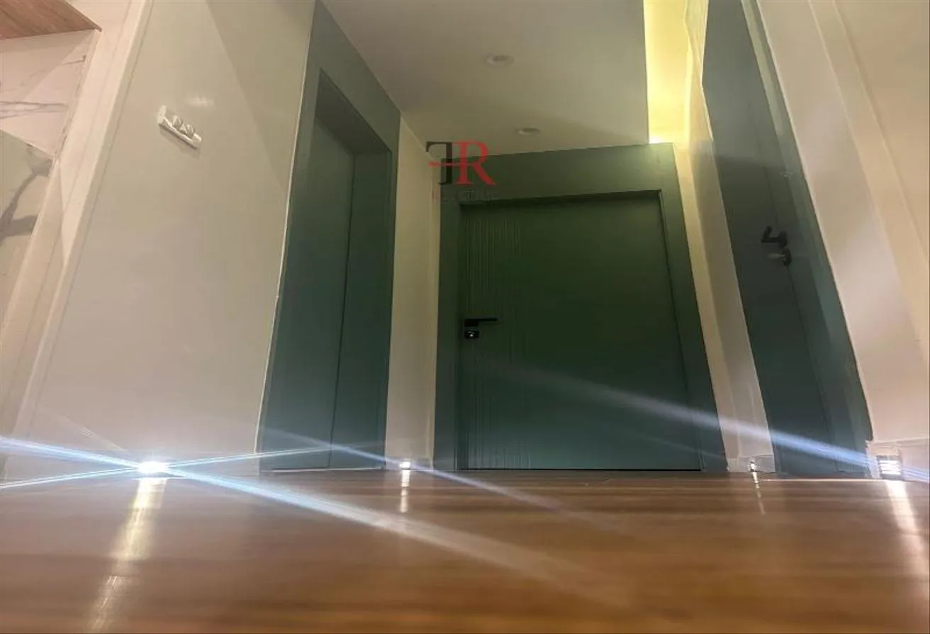 Gallery Image 6