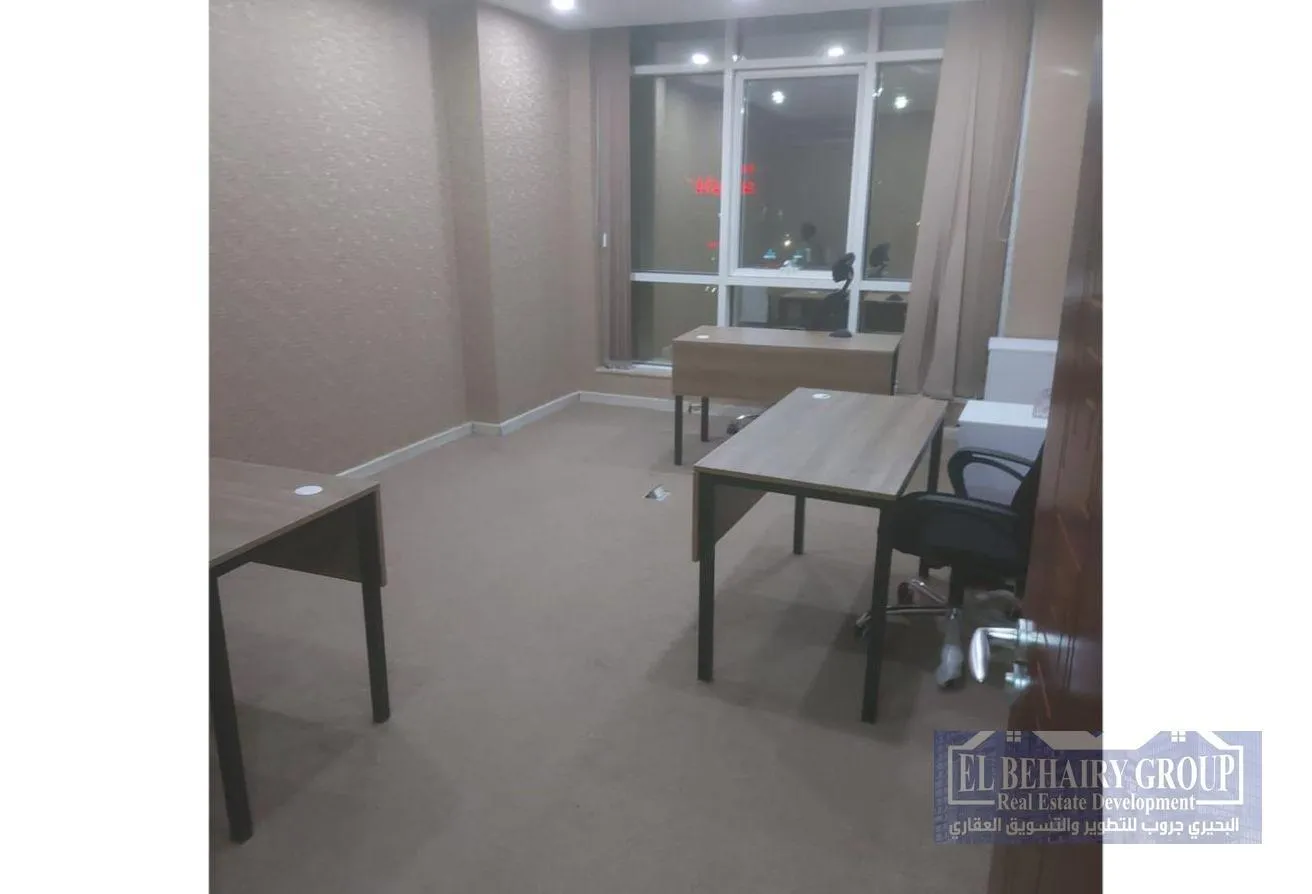 Rent in Trivium Square: مكتب للايجار في مبنى تريفيوم بيزنس  التجمع الخامس