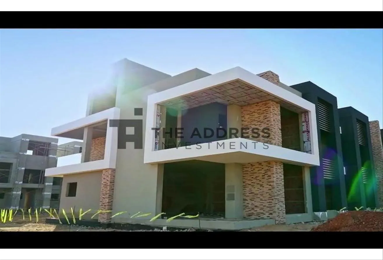 Sale in Midtown: Launch Compound Villas Only Over 8 yrs EQUAL