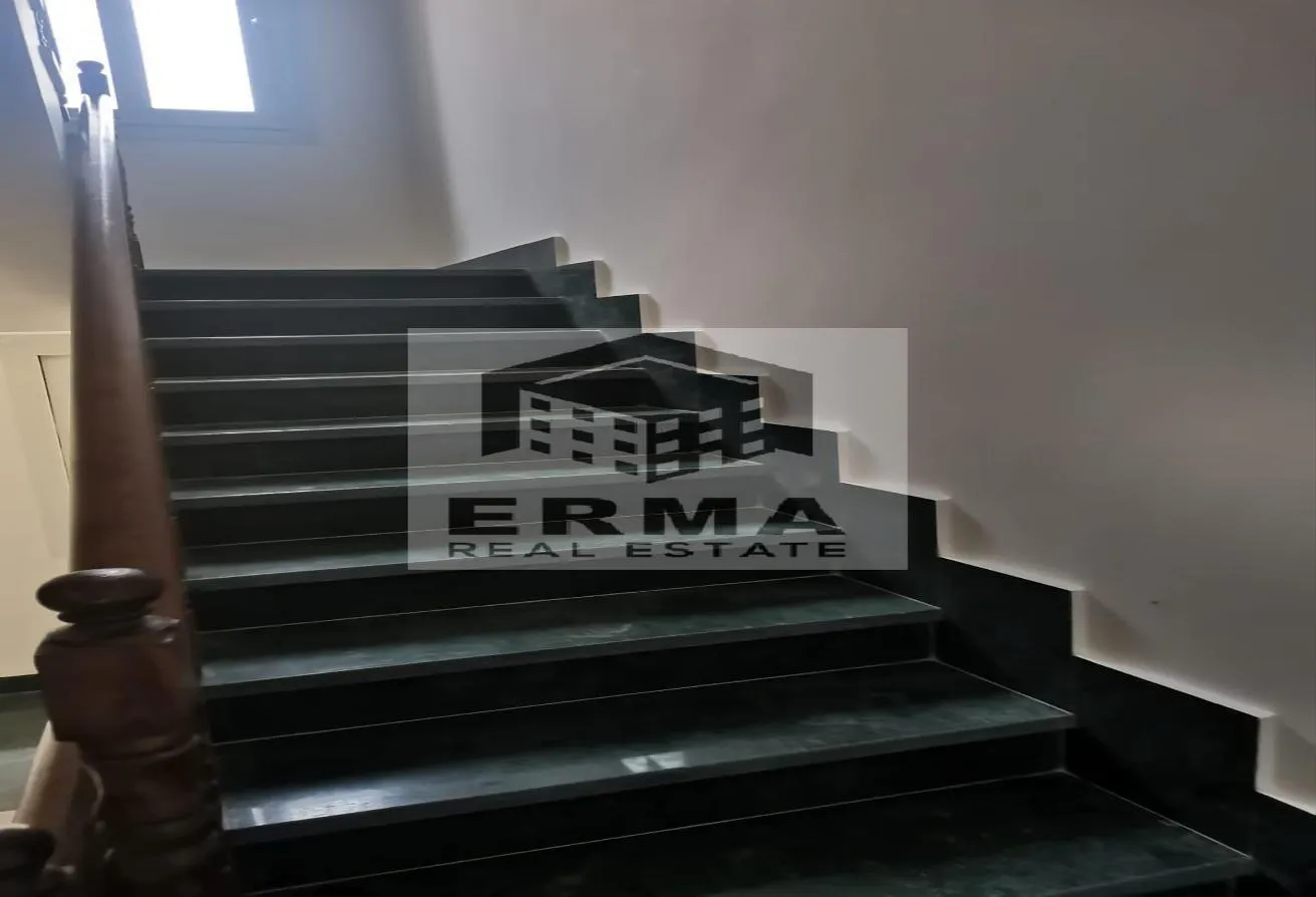 Gallery Image 15