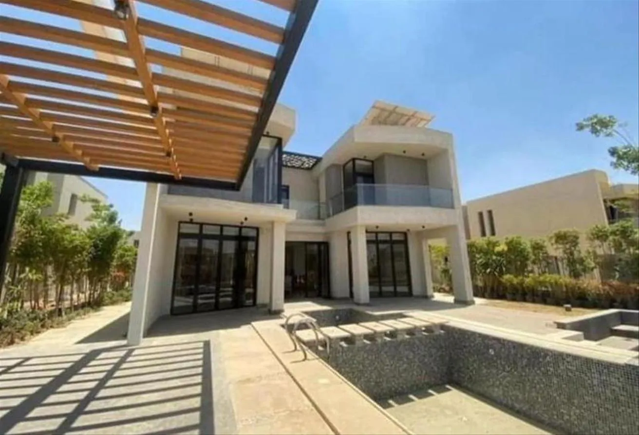Sale in Badya Palm Hills: Ready to move Twinhouse with lowest DP in Badya