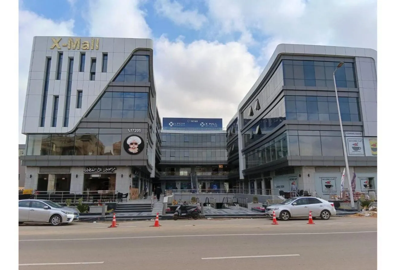 Sale in El Banafseg Services Area: محلاستلام فوري متاجر