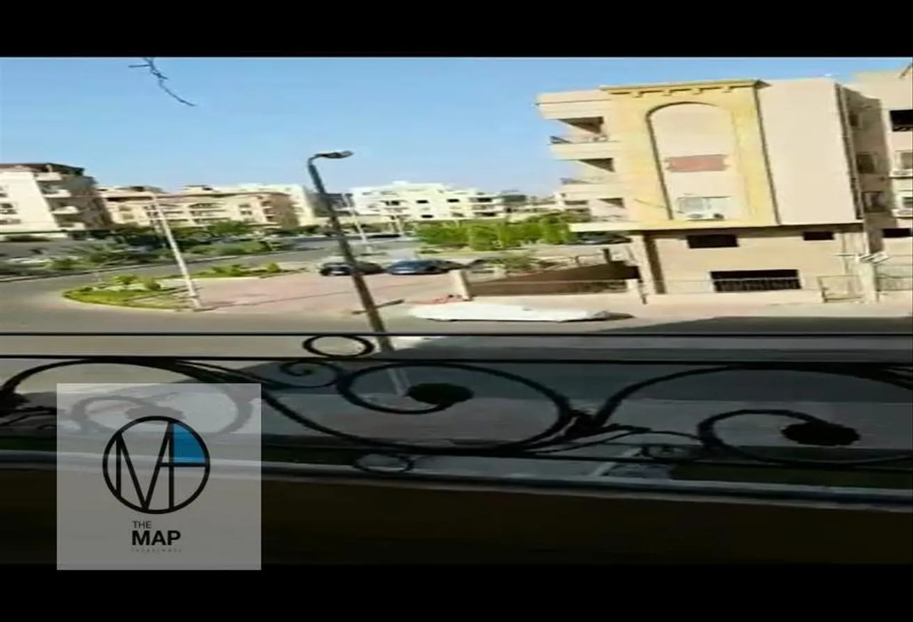 Sale in West Arabella: 3BD Apartment in  West Arabela