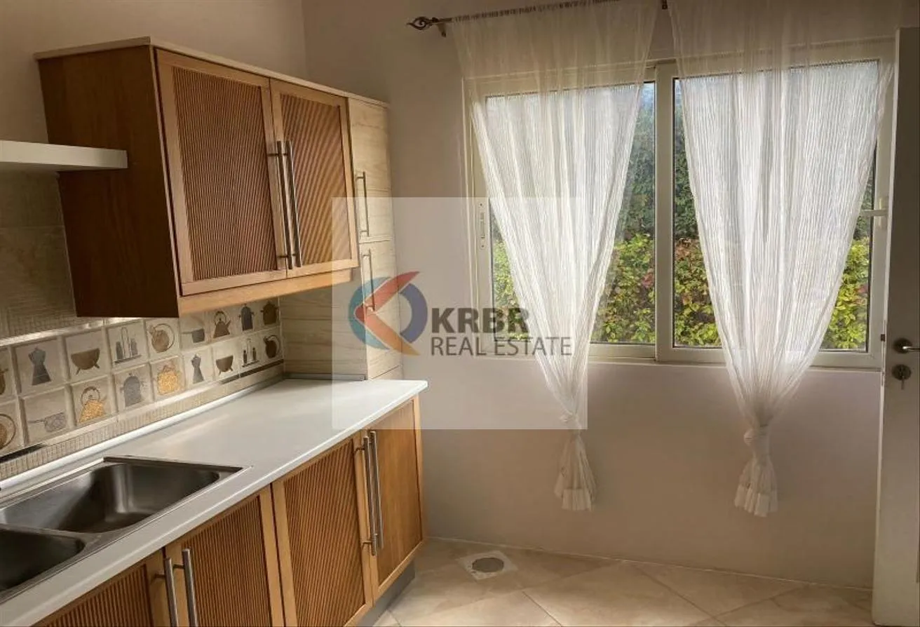 Rent in Greens: Townhouses for rent in Greens Compound in Sheikh