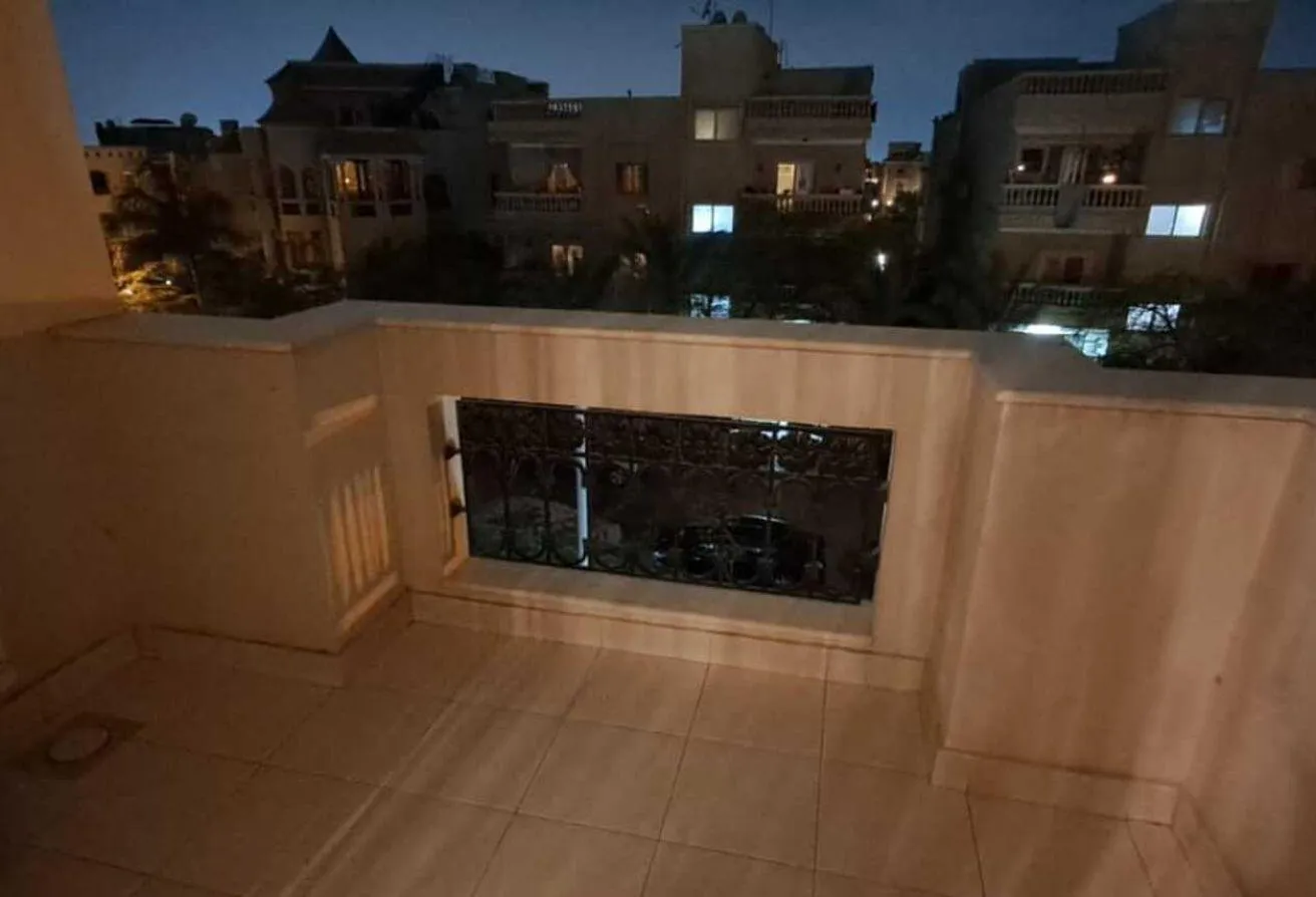 Sale in The 1st Settlement: Apartment 220 meters  First round  Villas