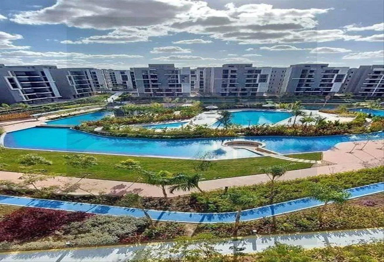 Sale in Sun Capital: APRT For sale installment 3BED in Hadayk October
