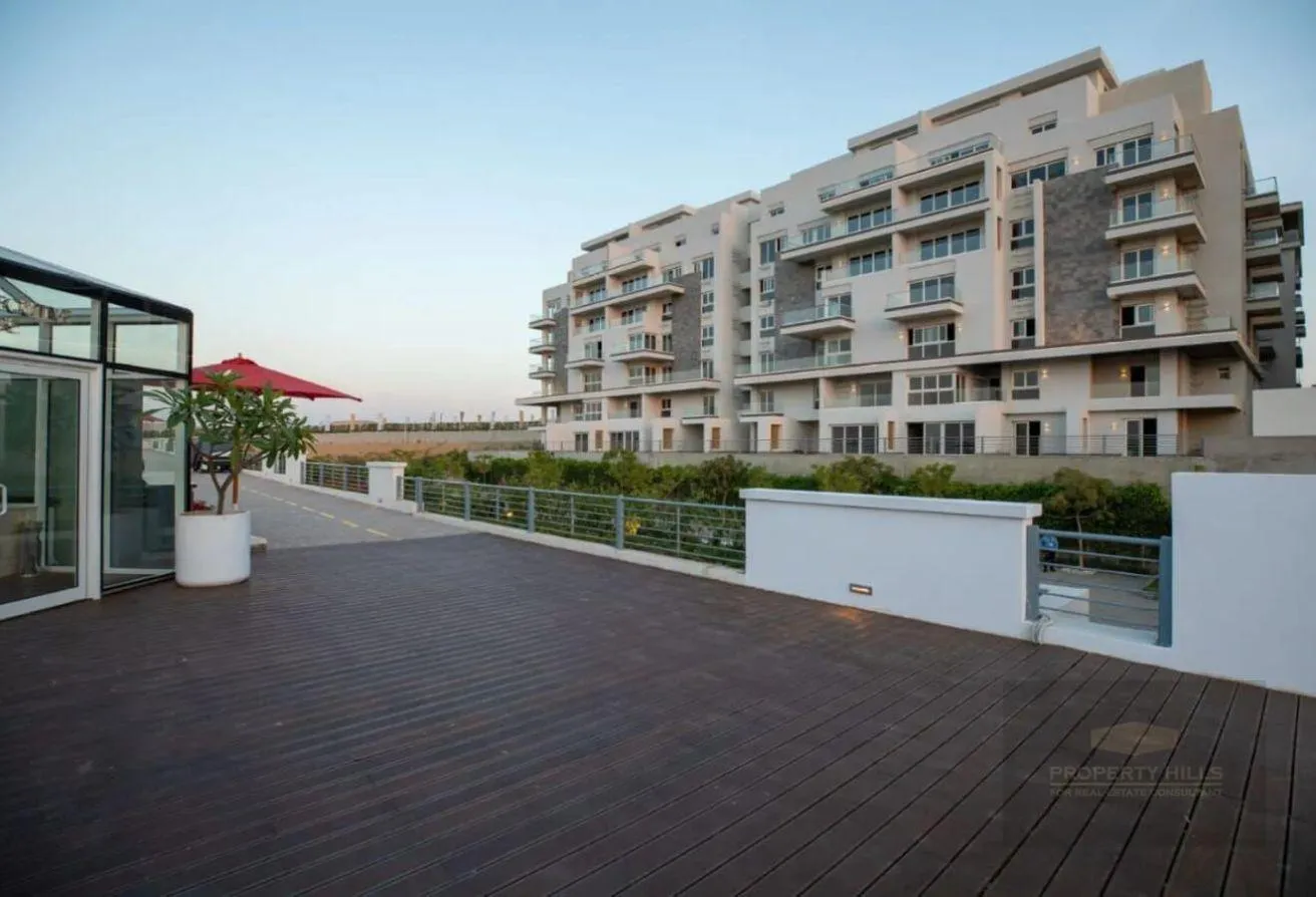 Sale in Hyde Park: Resale Apartment with installments 7Y-Hyde Pak