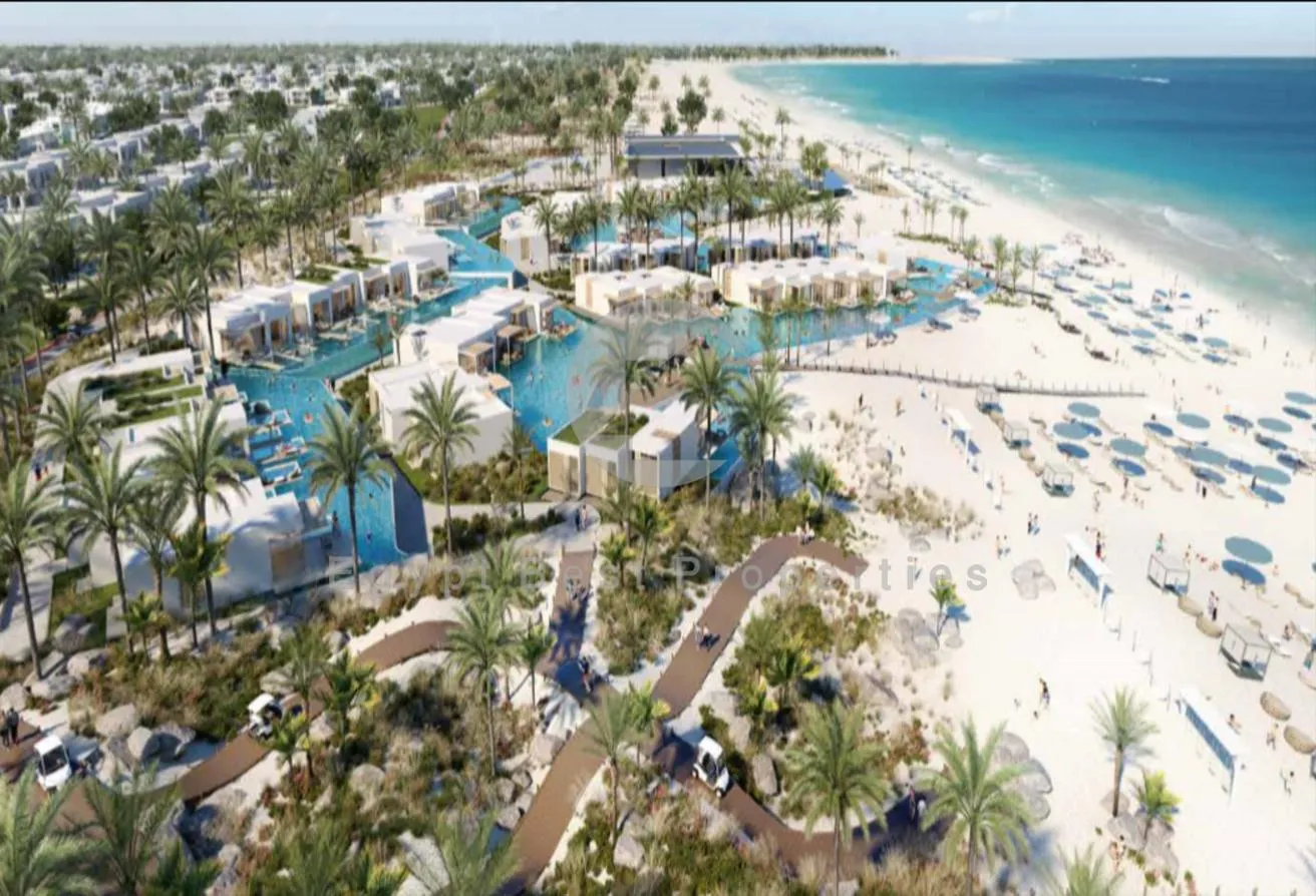 Sale in Fanadir Bay: Luxury Standalone For Sale First Row  - Sea Front.