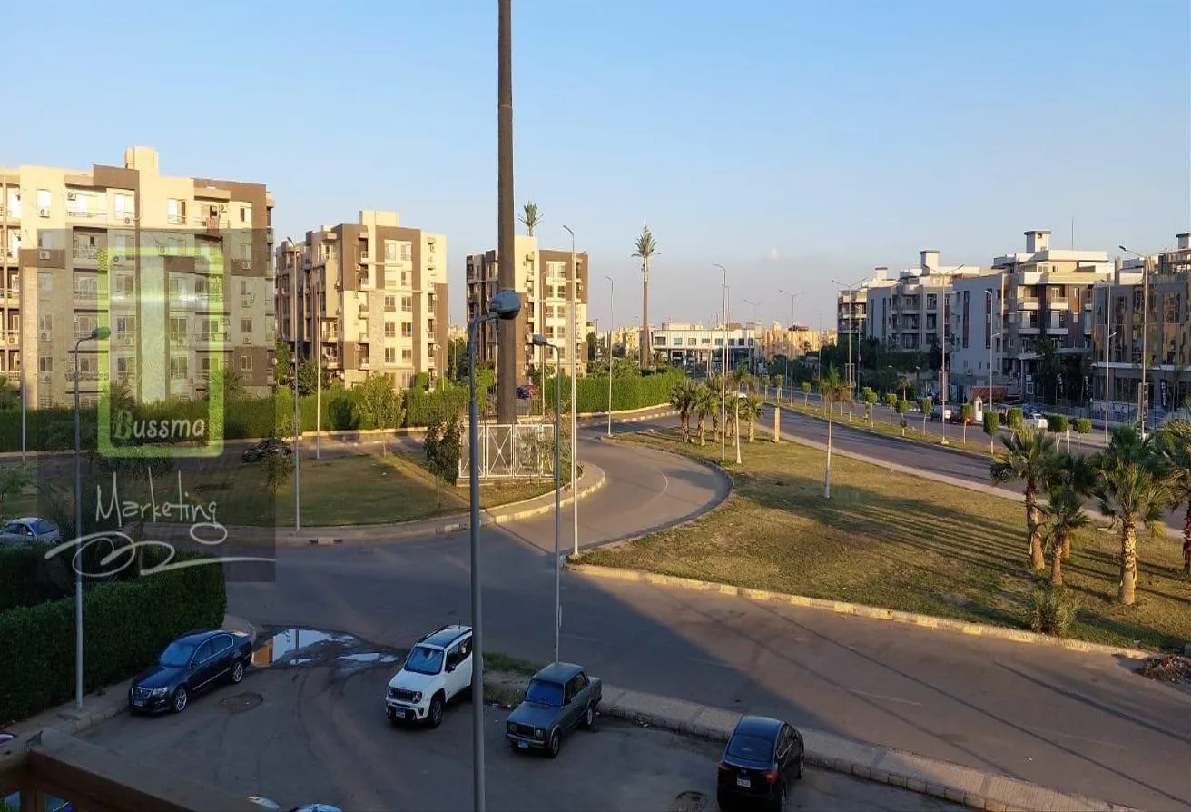 Sale in Al Mostakbal: للبيع شقه بالمستقبل شيخ زايد فيو مميز و بموقع مميز