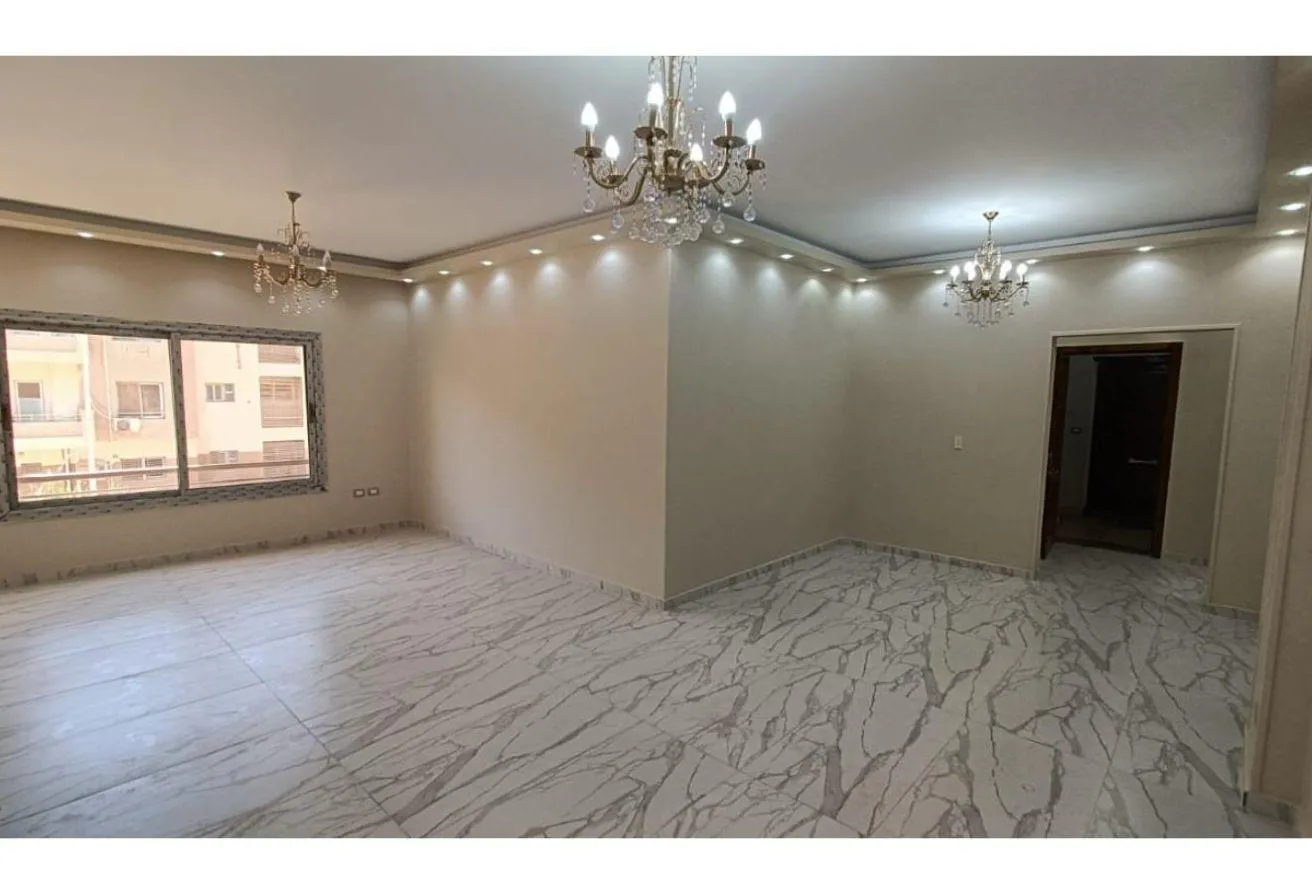 Sale in Ishraqa: تشطيب الترا مودرن بالتقسيط علي 3 سنوات باشراقة
