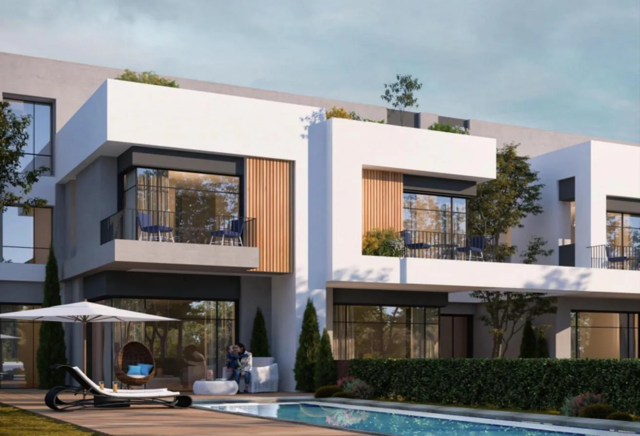 Sale in Lugar: Last Town Corner in Zayed with 1.4m down payment