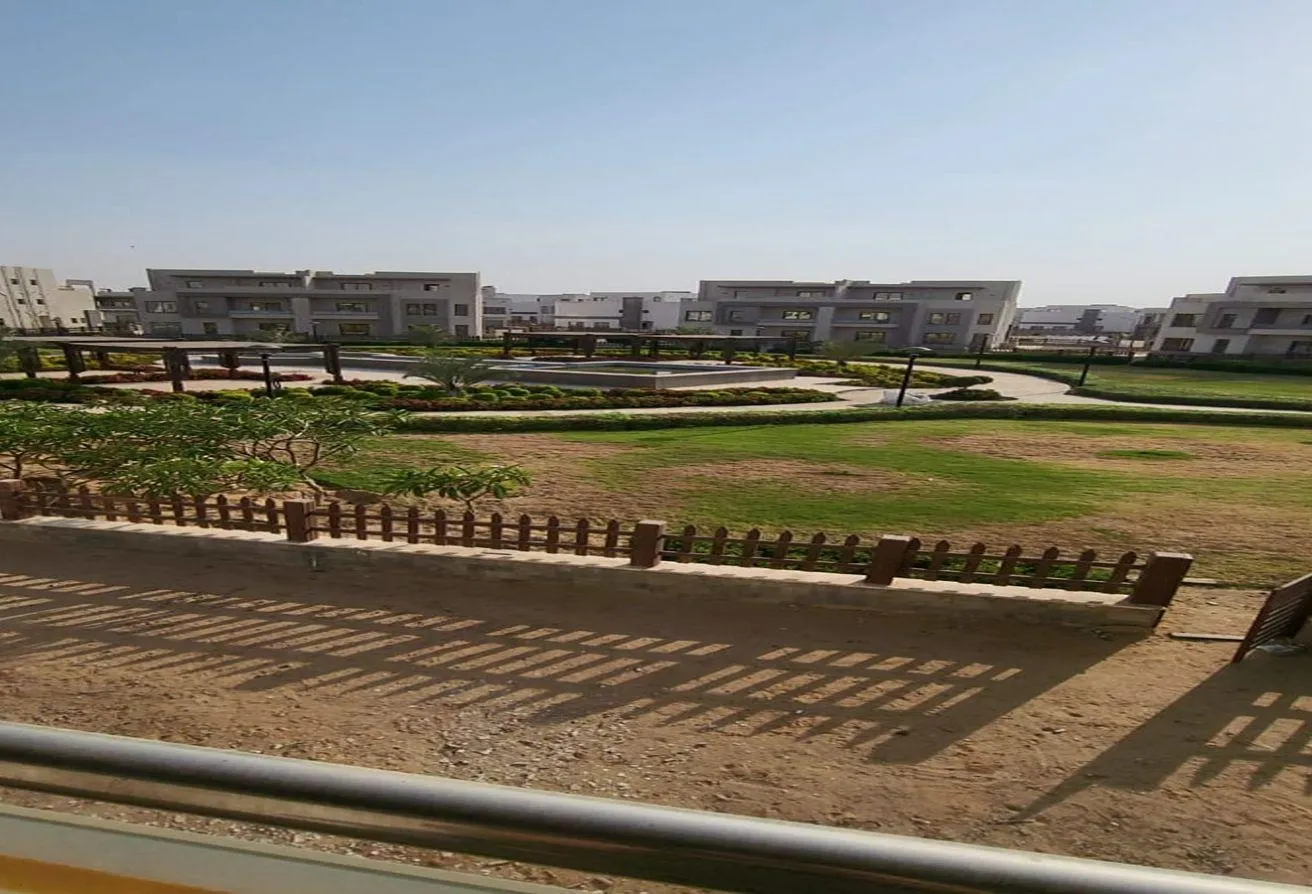 Sale in Wesal City: Townhouses for sale in Wesal Price inside ad