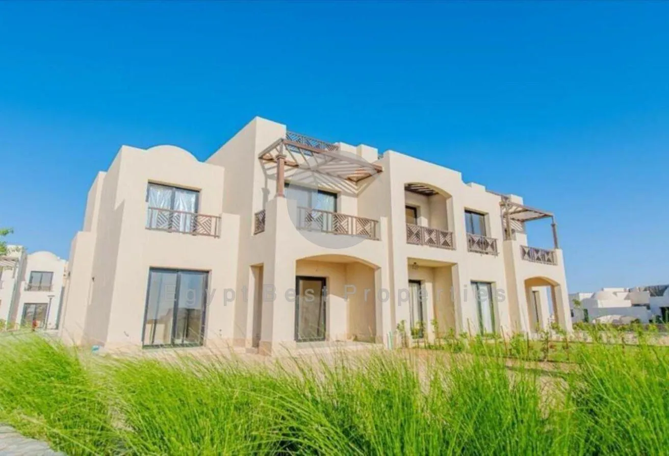 Sale in Mangroovy Residence: villa overlooking the sea, with zero down payment