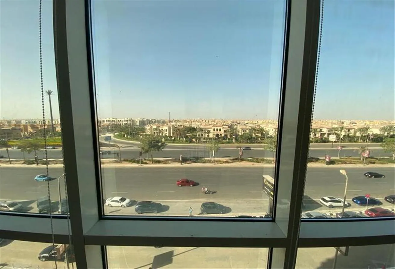 Rent in Trivium Business Complex: Office for rent in the best place in the nineties