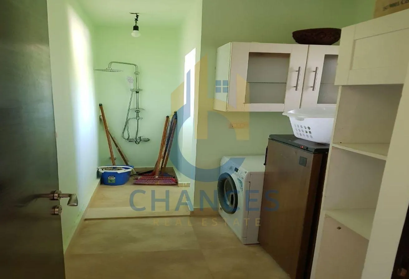 Gallery Image 14