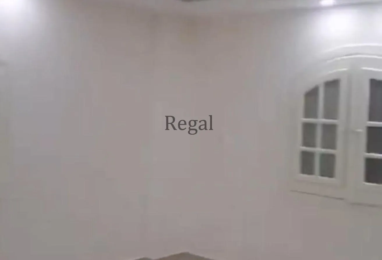 Rent in Al Hosary: مكتب مفروش للإيجار بأبراج السرايا - ميدان الحصري