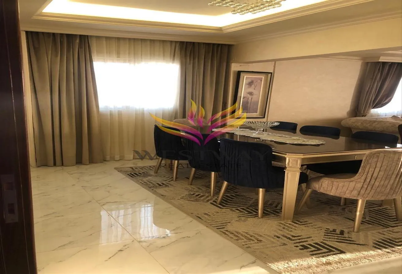Rent in Northern Expansions: Apartment For Rent in October