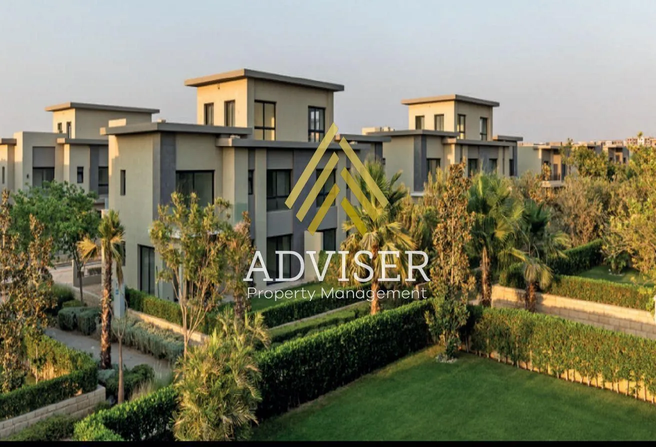 Sale in Swan Lake: Standalone with Hassan Alam - Directly on the lake