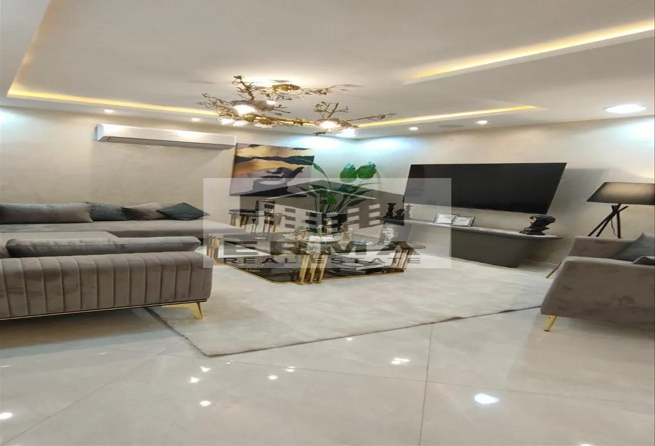 Sale in Amorada: Duplex, immediate delivery, super deluxe finishing