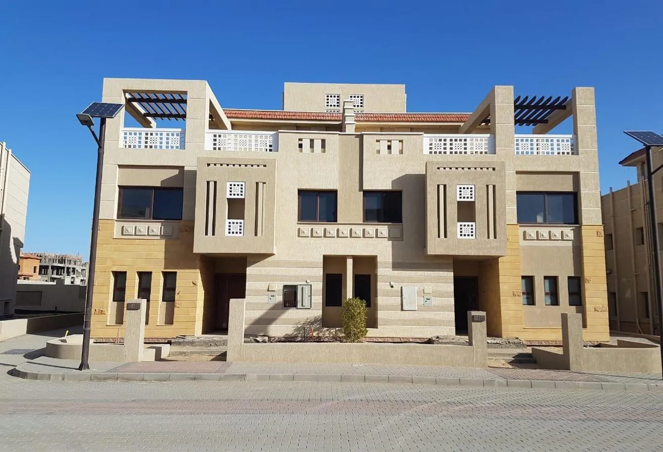 Sale in Green IV: Townhouse Attractive  price in a prime location