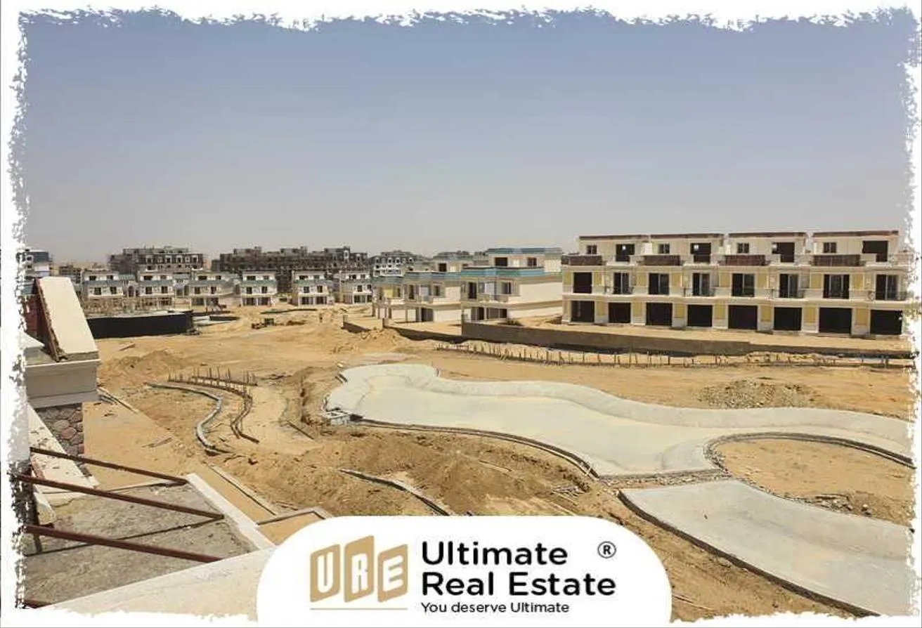 Sale in Mountain View iCity: Townhouse + private pool 5%DP &amp; installment 10year