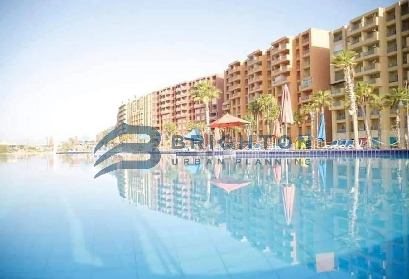 Sale in Golf Porto Marina: Chalet for sale 65m lake view in Golf Porto Marina