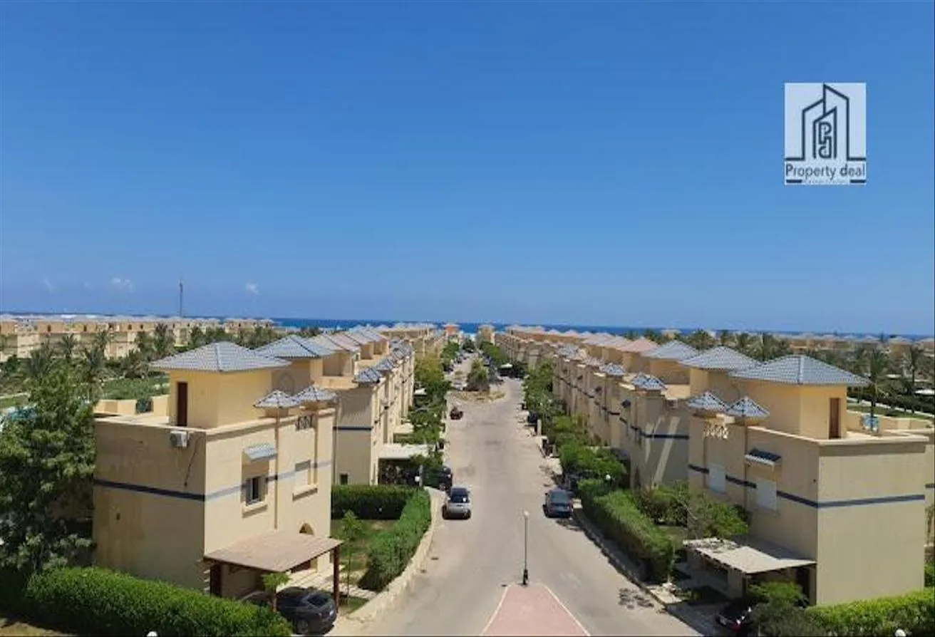 البيع في ستيلا سيدي عبد الرحمن: لقطه فيلا مستقلة 5 غرف تشطيب خاص_ موقع متميز جدا 