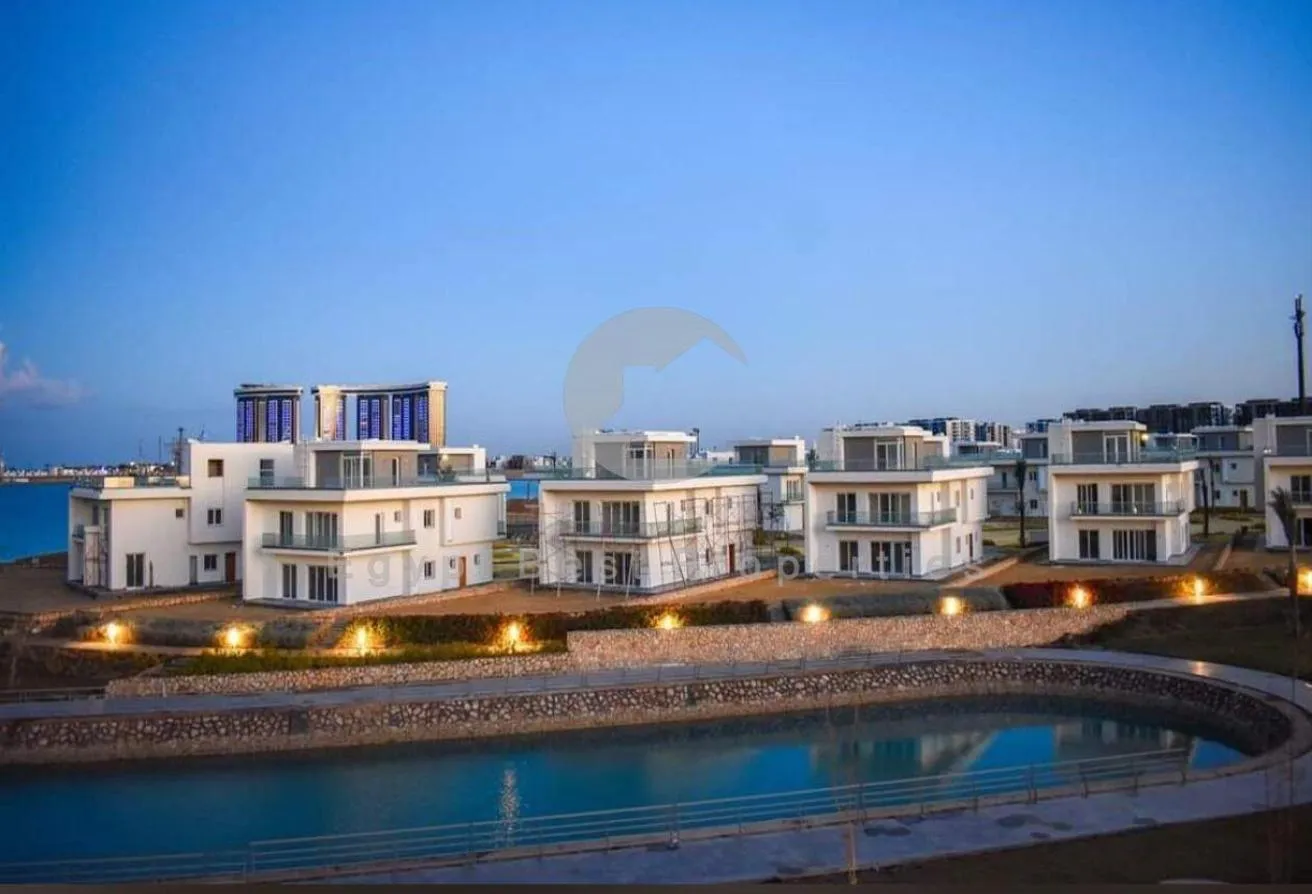 البيع في مازيرين: شاليه 3غرف نوم فيو بحر و ابراج بمقدم5% استلام فوري 
