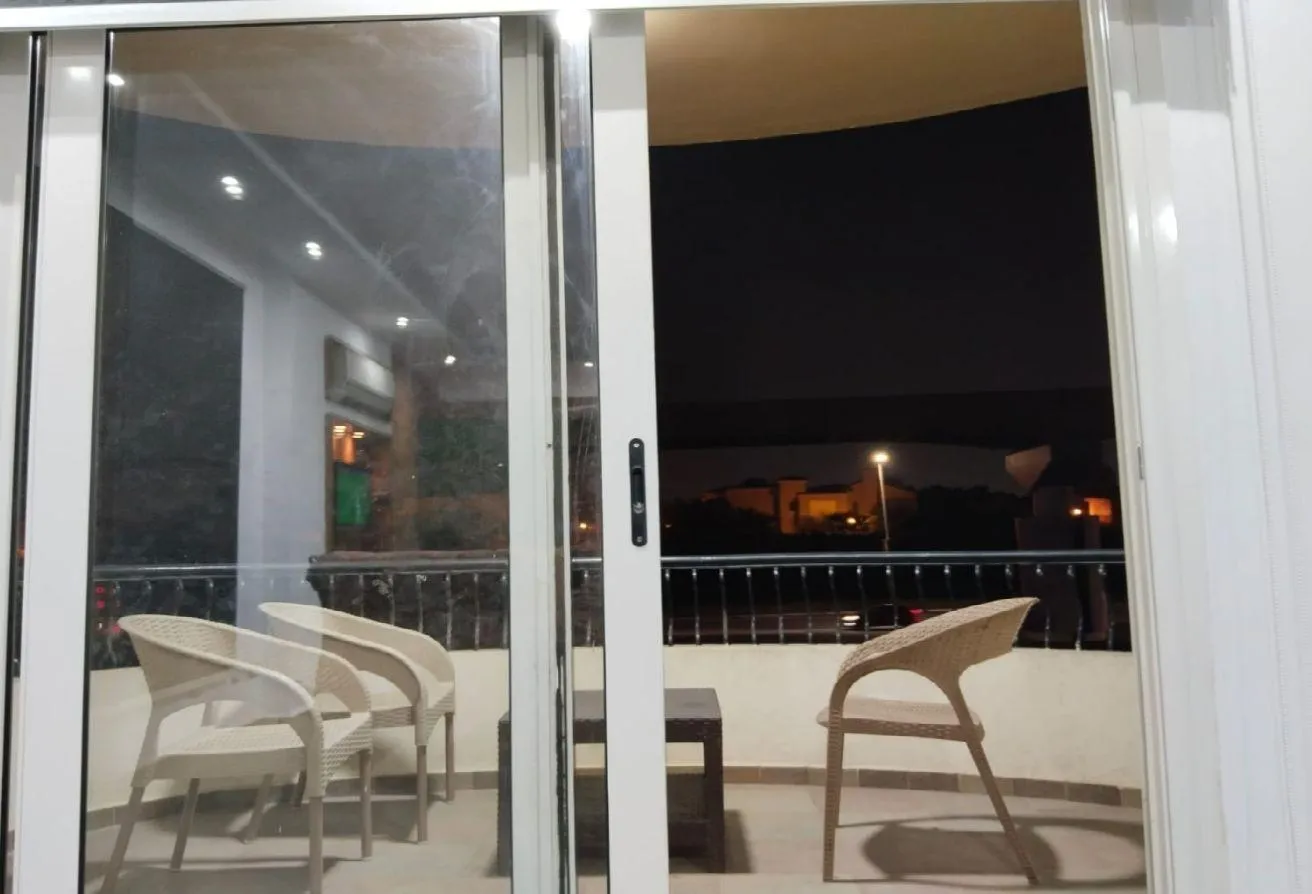 Gallery Image 6