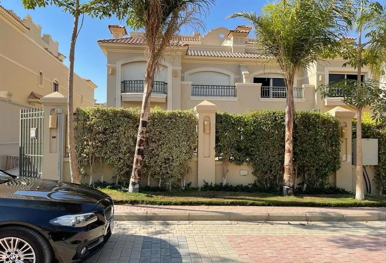Sale in Al Patio Prime: Twinhouse for Sale READY TO MOVE in Patio prime